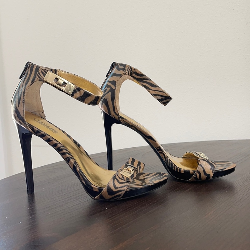 Carlos Santana Animal Print Strap Heel Size 7.5
